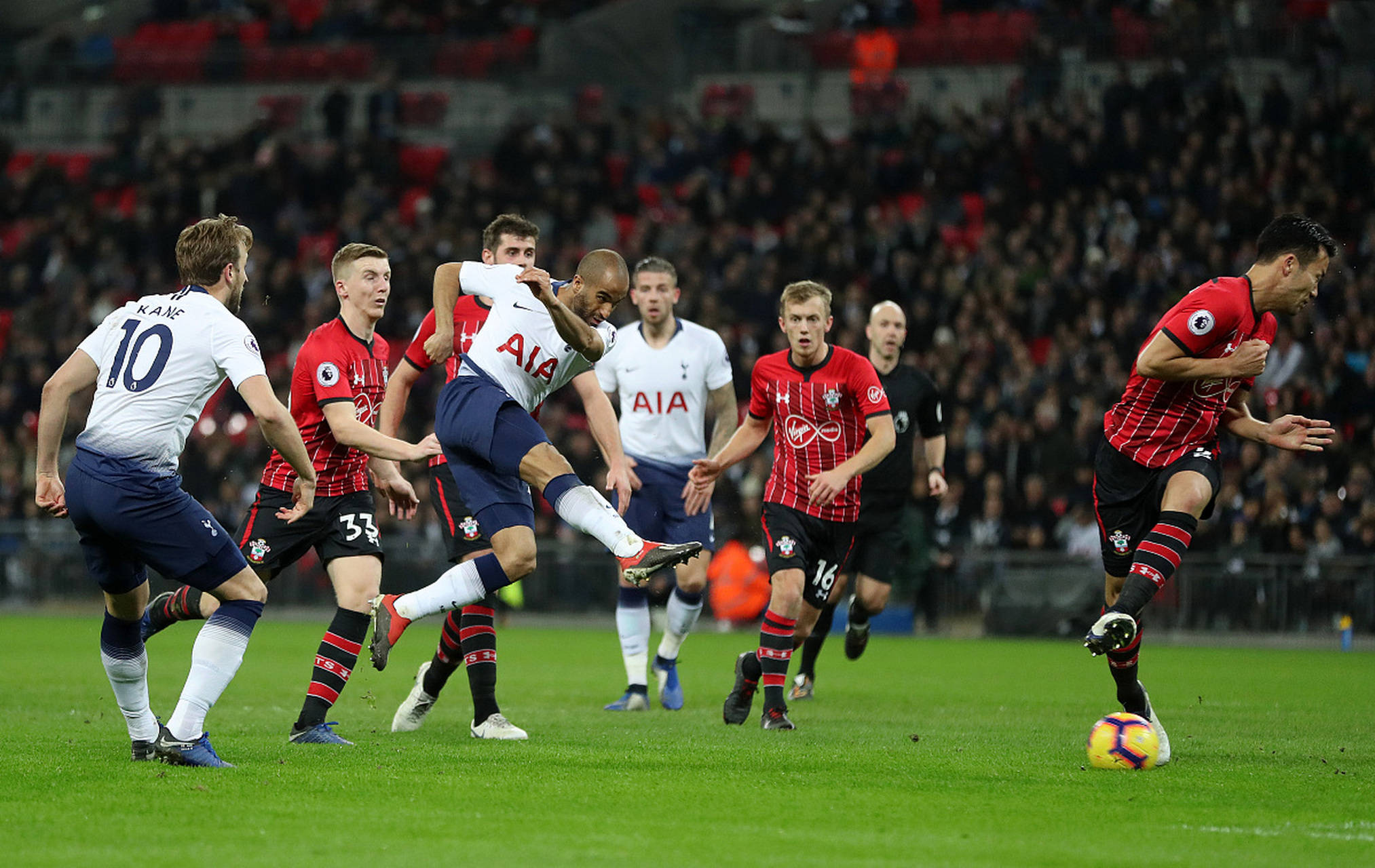 背景下应运 背景下应运